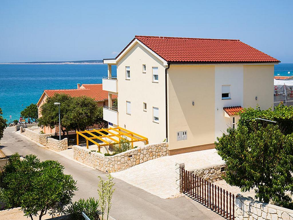 Apartments Cikač II Mandre Buitenkant foto