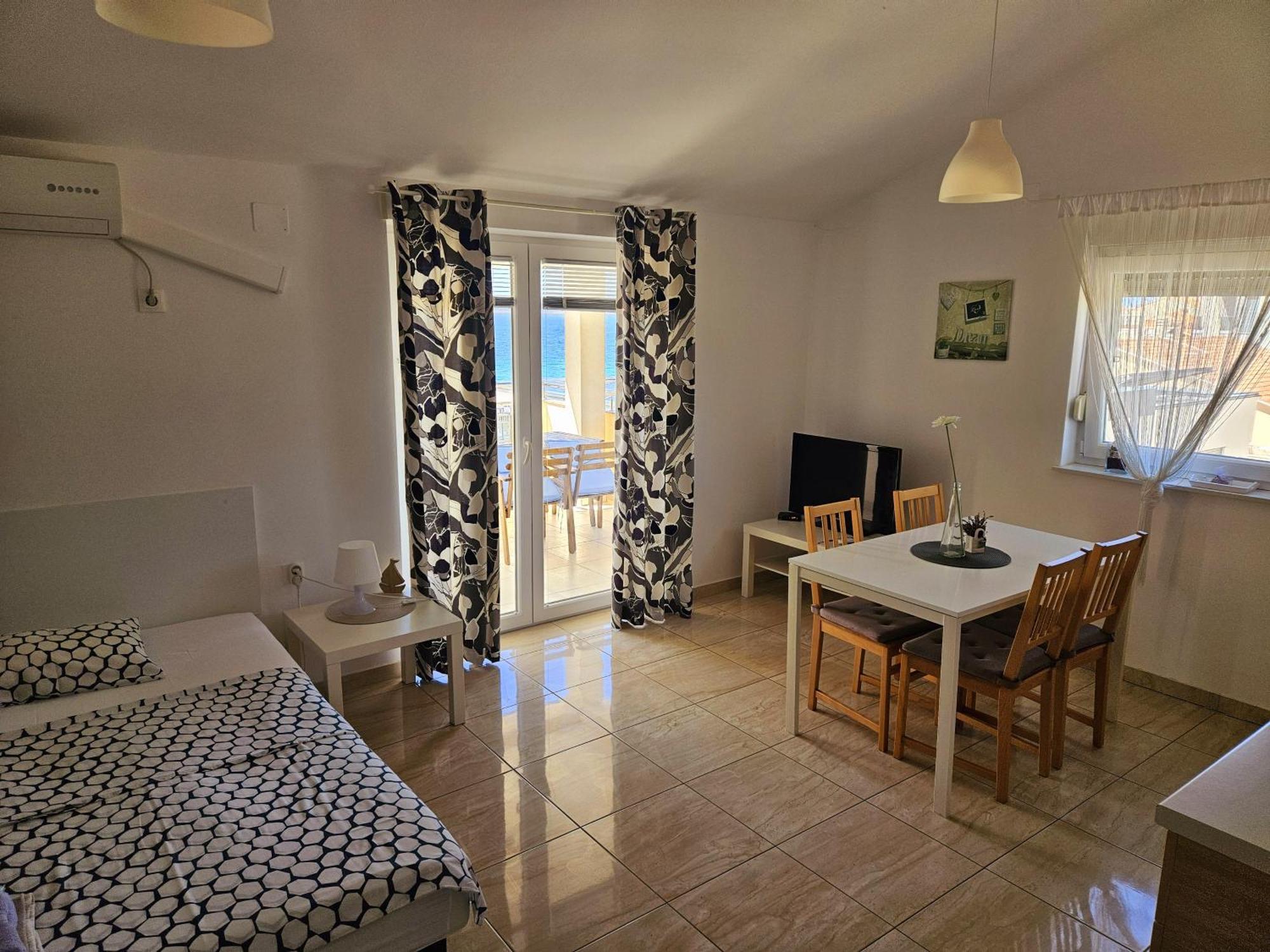 Apartments Cikač II Mandre Buitenkant foto