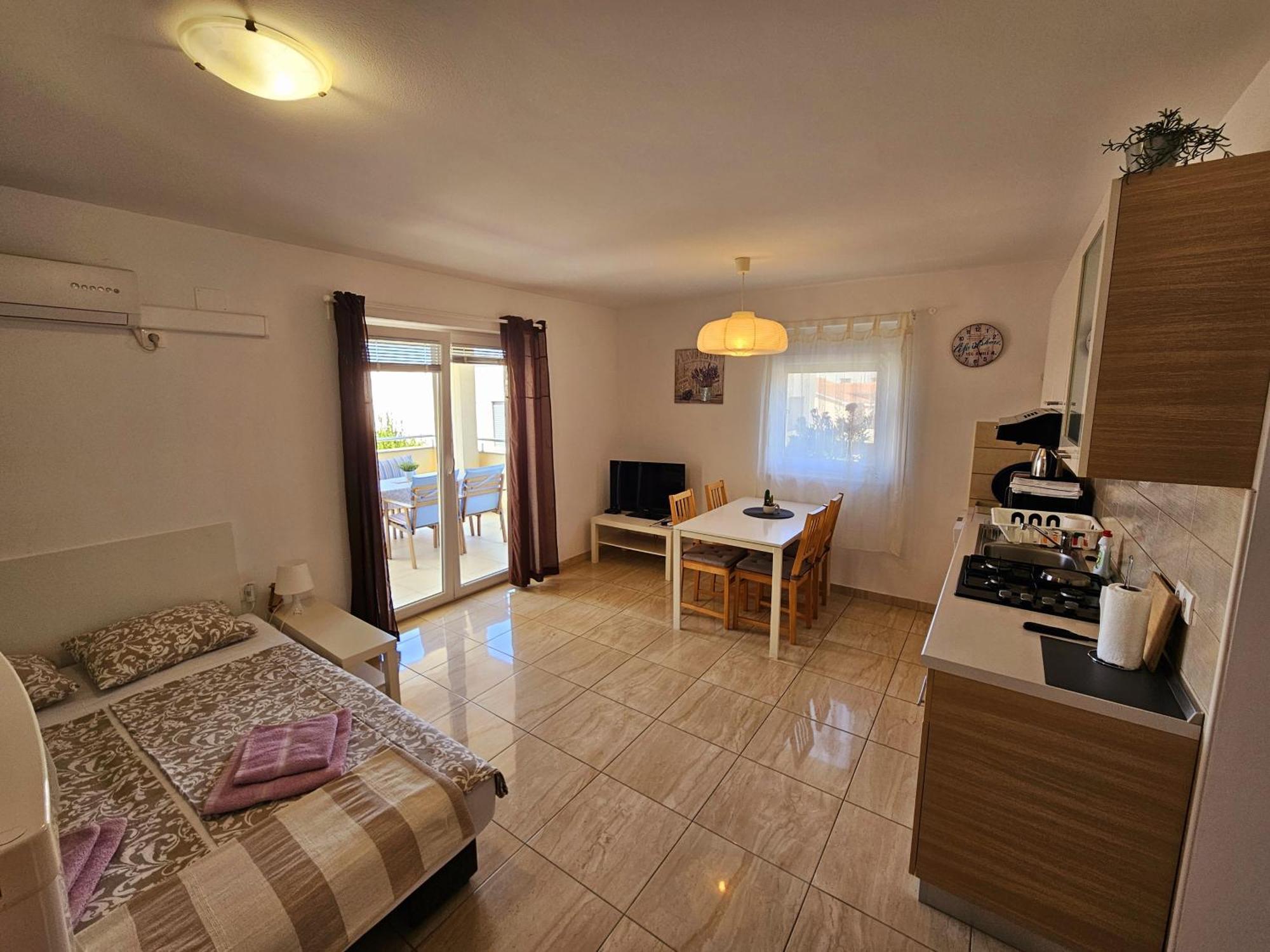 Apartments Cikač II Mandre Buitenkant foto